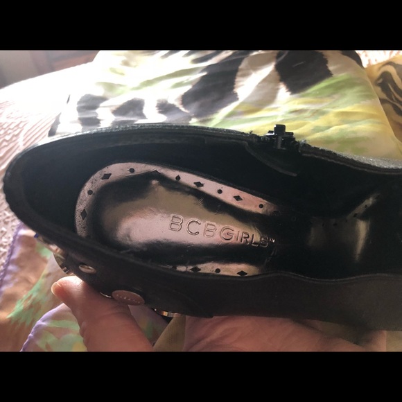 BCBG high heel booties with open toe - Picture 4 of 8